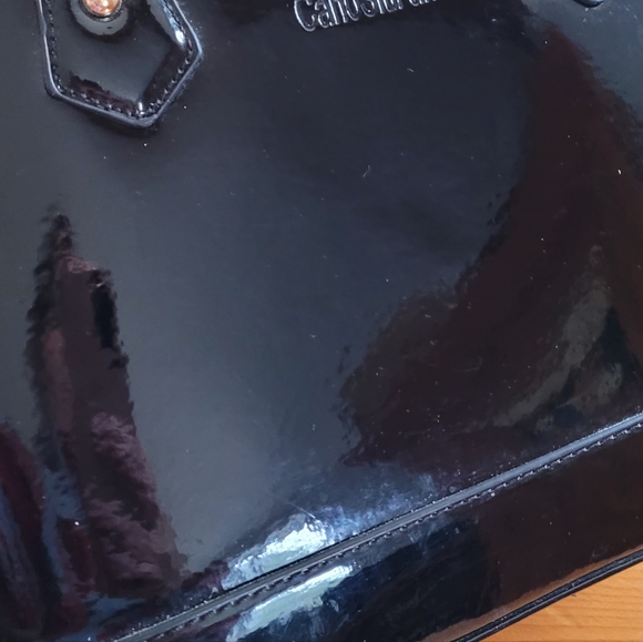 "CanoStilil " handbag in faux patent leather. - Picture 7 of 7